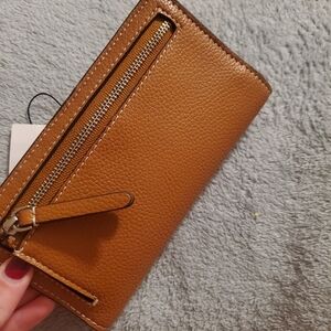 Vera Bradley Essential Wallet